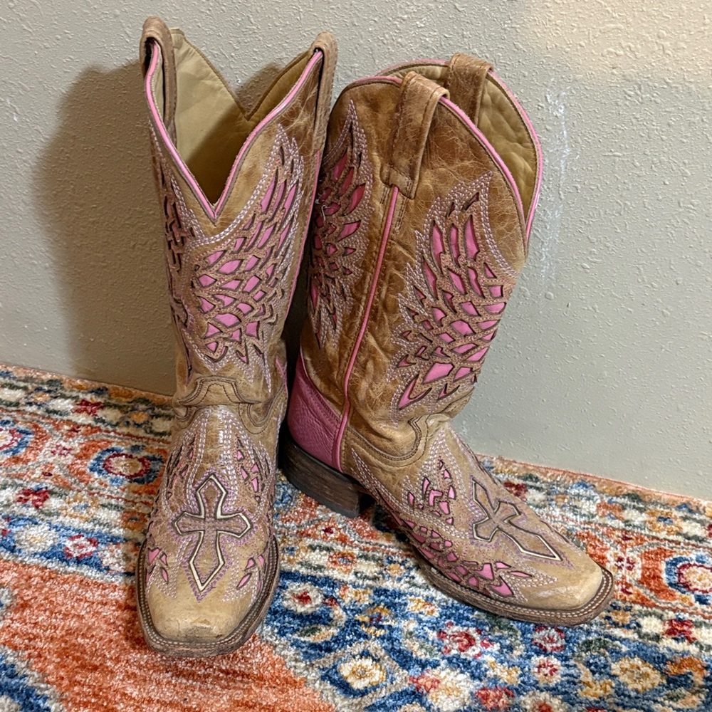 Vintage Corral Pink Cowgirl Boots
